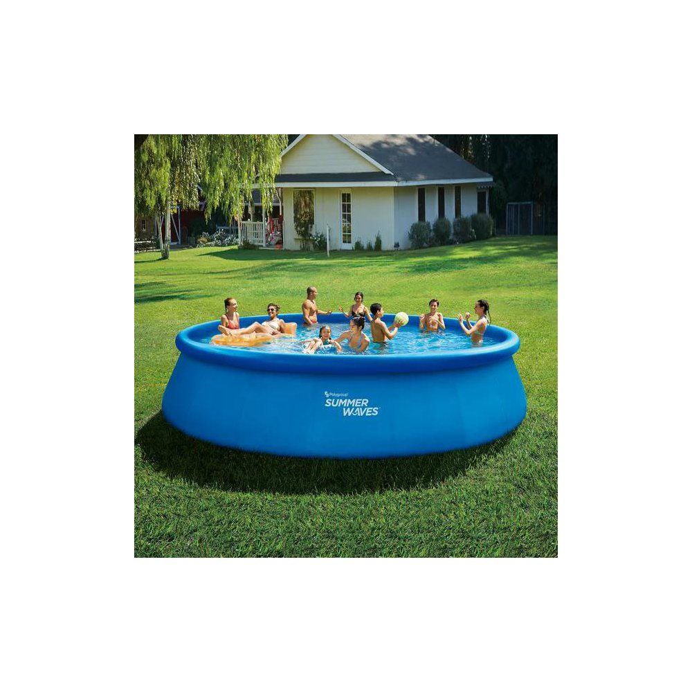 Build a Swimming Pool Out Of 40 Pallets - Image 4