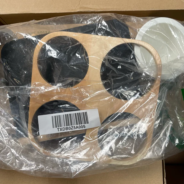 Assorted Traveling Mix Air bed include- 8ea- MSRP - Image 6